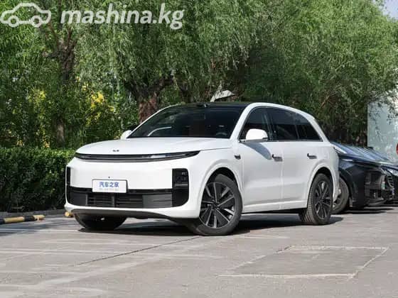 LiXiang L6 1.5hyb AT 4WD