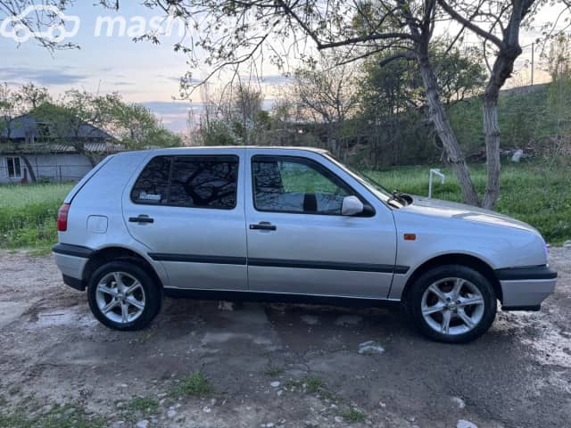 Volkswagen Golf III 1.8 MT
