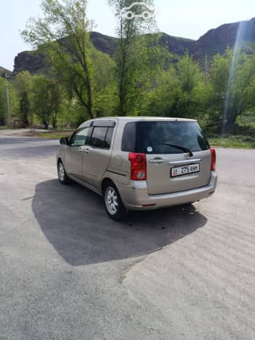 Toyota Raum II 1.5 AT
