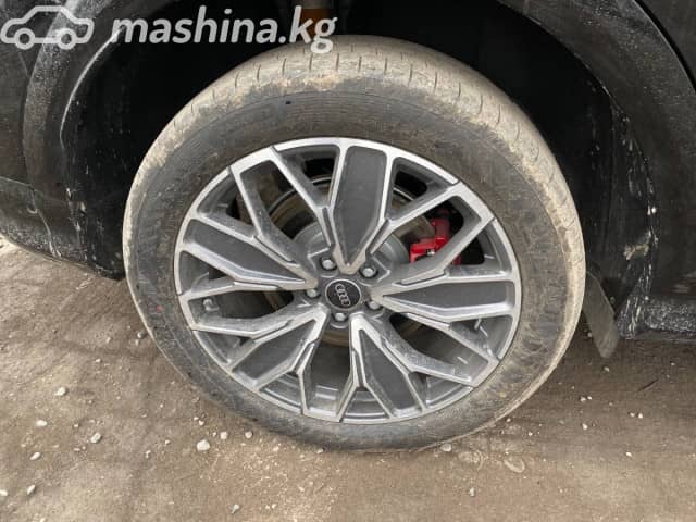 Audi Q5 III 40 TFSI 2.0 AMT 4WD