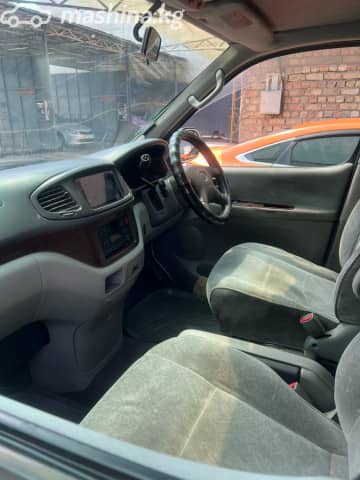 Toyota Regius 2.7 AT