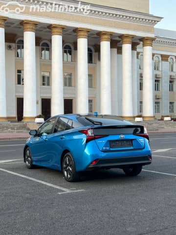 Toyota Prius IV Рестайлинг (XW50) 1.8hyb AT