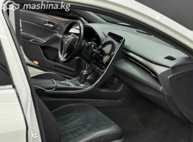 Toyota Avalon V 2.5hyb CVT