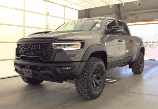RAM 1500 V Crew Cab TRX 6.2 AT 4WD