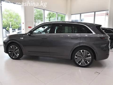 LiXiang L7 Рестайлинг 1.5hyb AT 4WD
