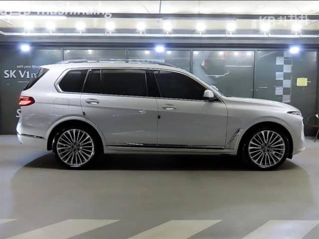BMW X7 I (G07) Рестайлинг 40i 3.0 AT 4WD