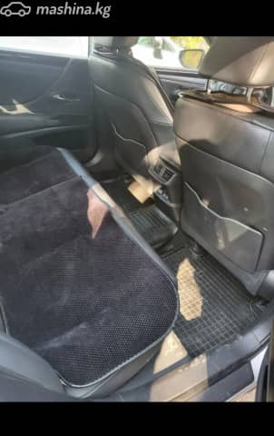 Lexus ES VII 300h 2.5hyb CVT