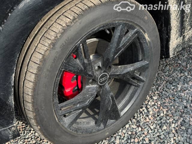 Audi Q6 45 TFSI 2.0 AMT 4WD