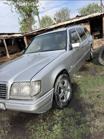 Mercedes-Benz W124 320 3.2 MT