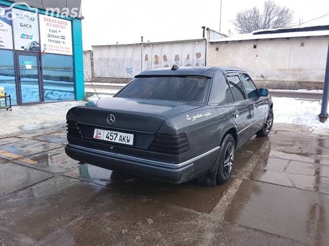 Mercedes-Benz W124 230 2.3 MT