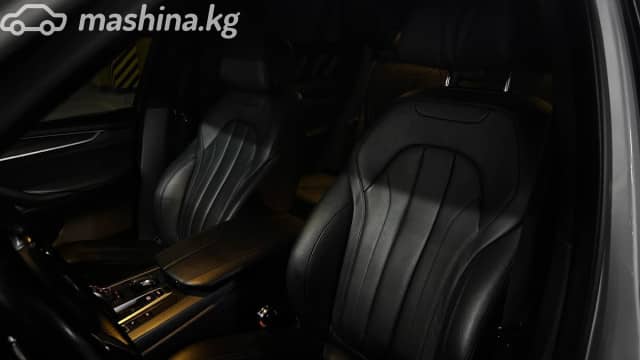 BMW X5 III (F15) M50d 3.0d AT 4WD