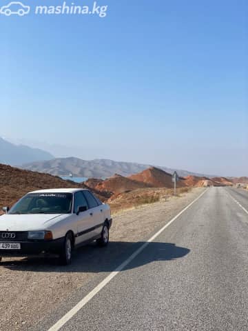 Audi 80 IV (B3) 1.8 MT