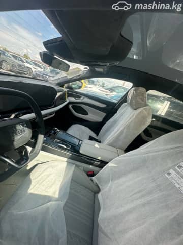 Audi A6 V (C8) Рестайлинг 45 TFSI Long 2.0 AMT 4WD