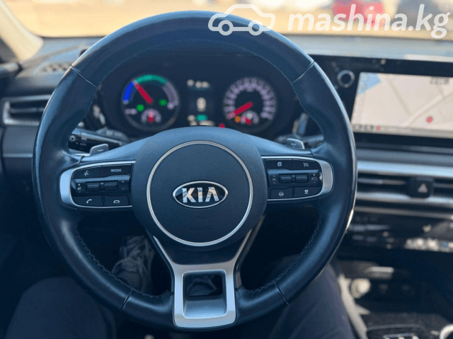 Kia K5 III 2.0hyb AT