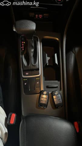 Kia K5 II 2.0hyb AT
