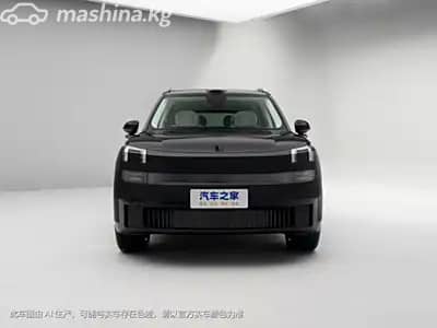 Lynk & Co 900 2.0hyb AT 4WD