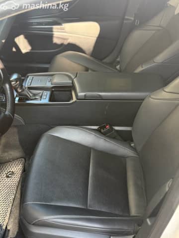 Lexus ES VII Рестайлинг 300h 2.5hyb CVT