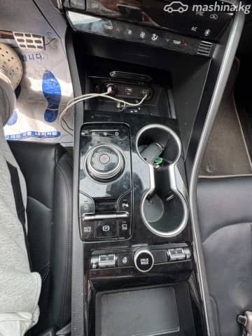 Kia K5 III 2.0 AT