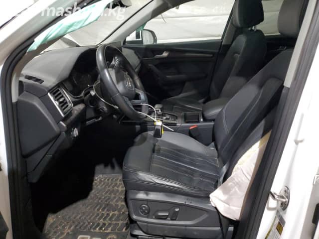 Audi Q5 II (FY) Рестайлинг 45 TFSI 2.0 AMT 4WD