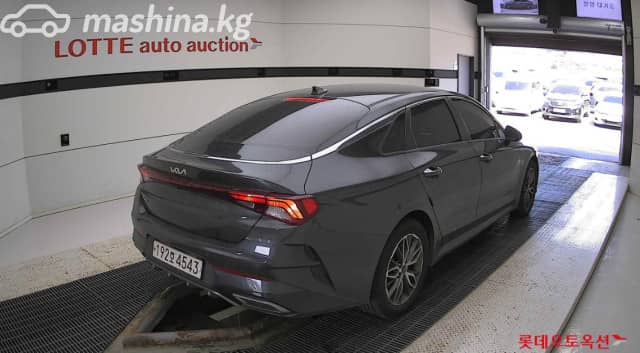 Kia K5 III 2.0 AT