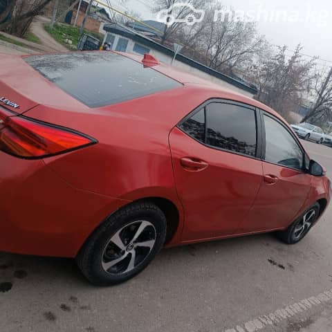 Toyota Corolla XI (E160, E170, E180) Рестайлинг 1 1.8hyb CVT