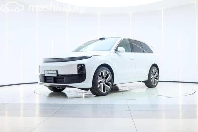 LiXiang L6 1.5hyb AT 4WD