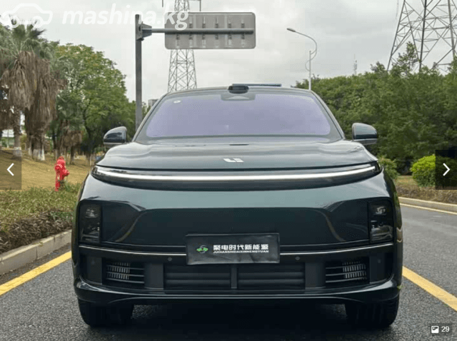 LiXiang L7 Рестайлинг 1.5hyb AT 4WD
