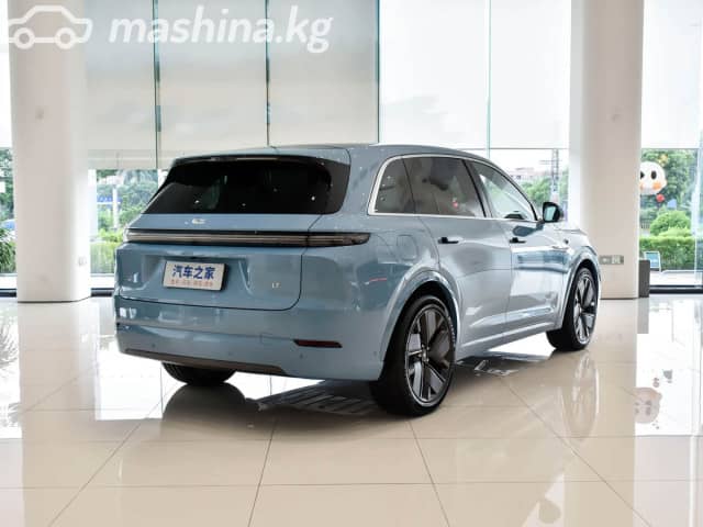 LiXiang L7 Рестайлинг 1.5hyb AT 4WD