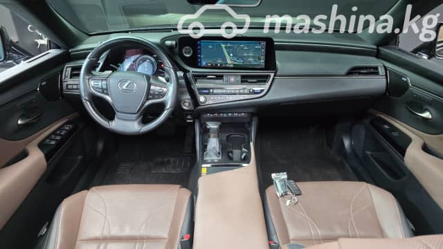 Lexus ES VII Рестайлинг 300h 2.5hyb CVT