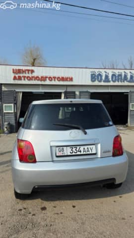 Toyota Ist I 1.3 AT