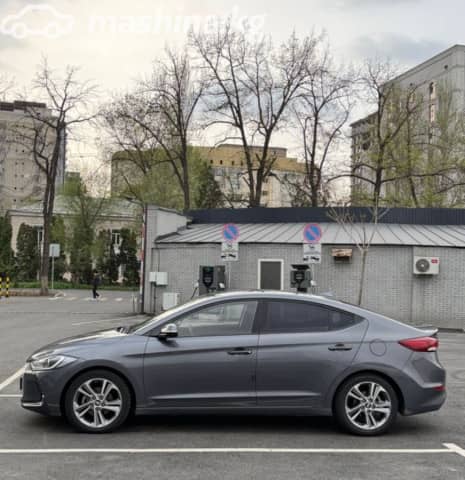 Hyundai Avante VI 1.6 AT