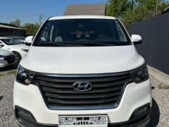 Hyundai Starex (H-1) II Рестайлинг 2 2.5d AT 4WD