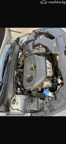 Kia K5 III LPi 2.0 AT