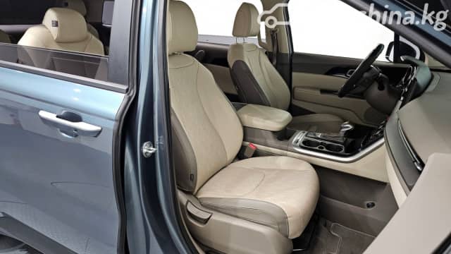 Kia Carnival IV 2.2d AT