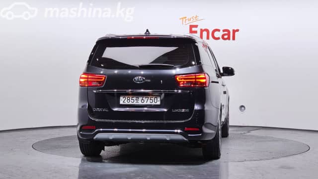 Kia Carnival III 2.2d AT