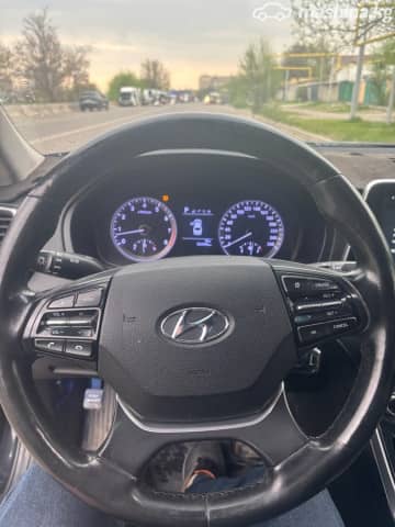 Hyundai Grandeur VI 3.0 AT