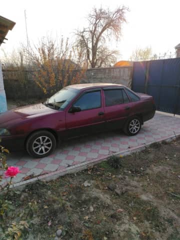 Daewoo Nexia I Рестайлинг 1.6 MT