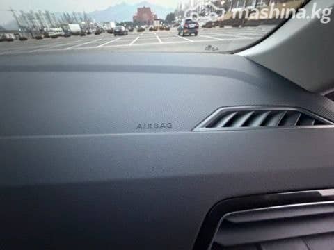 Volkswagen Tiguan II Рестайлинг 2.0d AMT