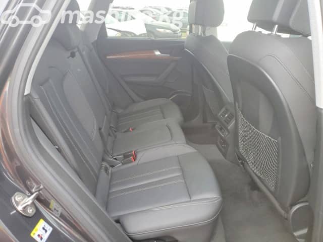 Audi Q5 II (FY) Рестайлинг 45 TFSI 2.0 AMT 4WD