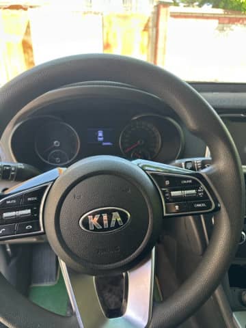 Kia K5 III LPi 2.0 AT