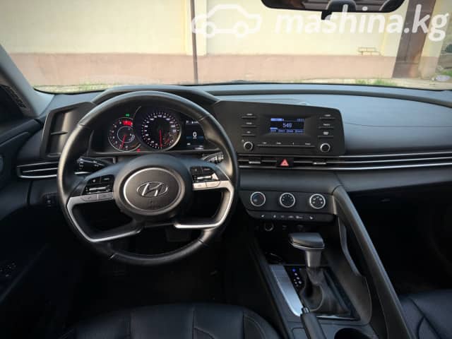 Hyundai Avante VII 1.6 CVT