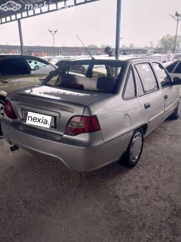 Daewoo Nexia I Рестайлинг 1.6 MT