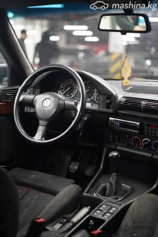 BMW 5 серии III (E34) 525i 2.5 MT