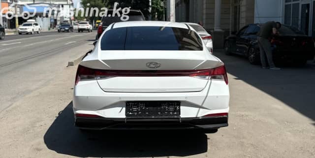 Hyundai Avante VII 1.6hyb AMT