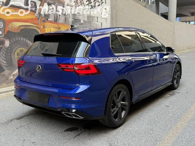 Volkswagen Golf VIII 1.4 AT