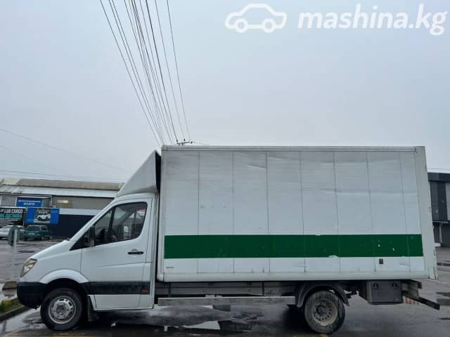 Mercedes-Benz Бортовой (4х2)