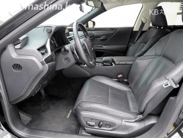 Lexus ES VII 300h 2.5hyb CVT