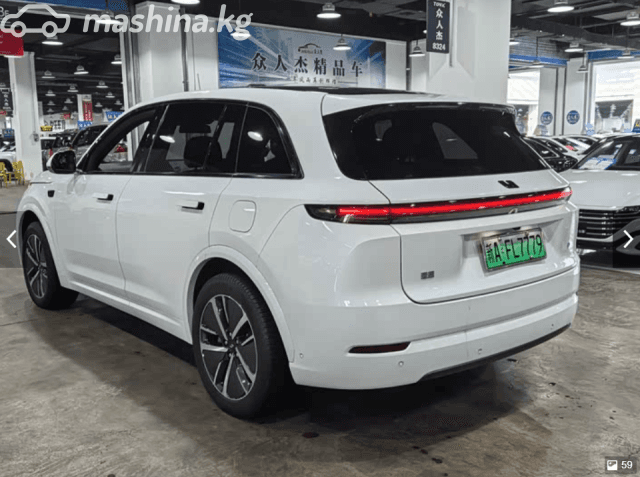 LiXiang L7 Рестайлинг 1.5hyb AT 4WD