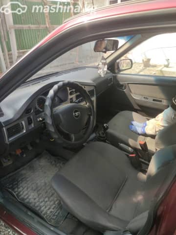 Daewoo Nexia I Рестайлинг 1.6 MT