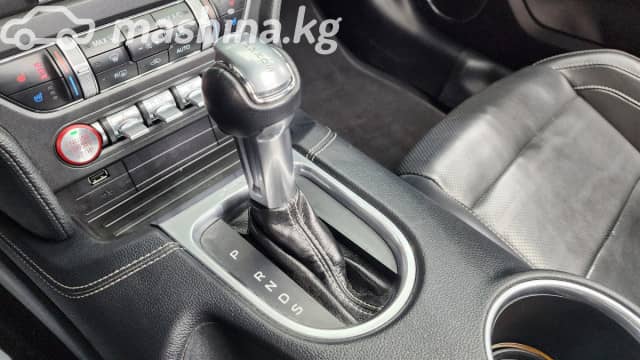 Ford Mustang VI Рестайлинг 2.3 AT